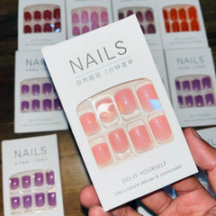 Stylish Artifical Nails With Free sticker (24 Pcs)