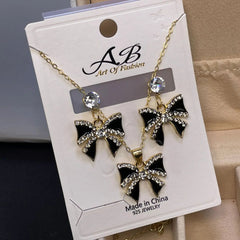 Women’s Necklace & Earrings Set – Each