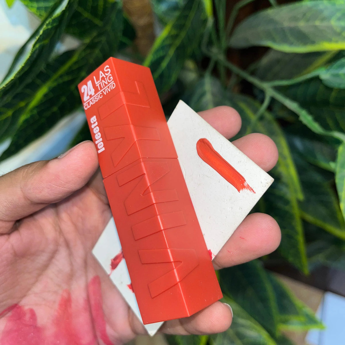 Loleeta Superstay Vinyl Ink – 12 Bold Shades for Unstoppable Color