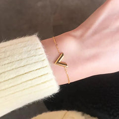 Luxury Design Stainless Steel Letter V Bracelet