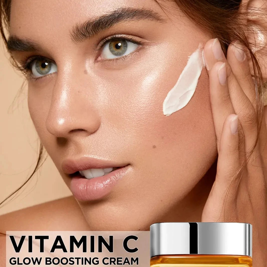 ME-ON Vitamin C Glow Boosting Cream 50g