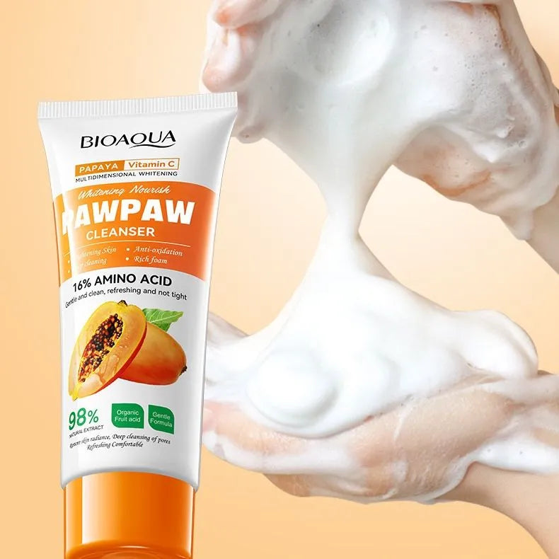 BIOAQUA Papaya Vitamin C Pawpaw Exfoliating Cleanser- 100g