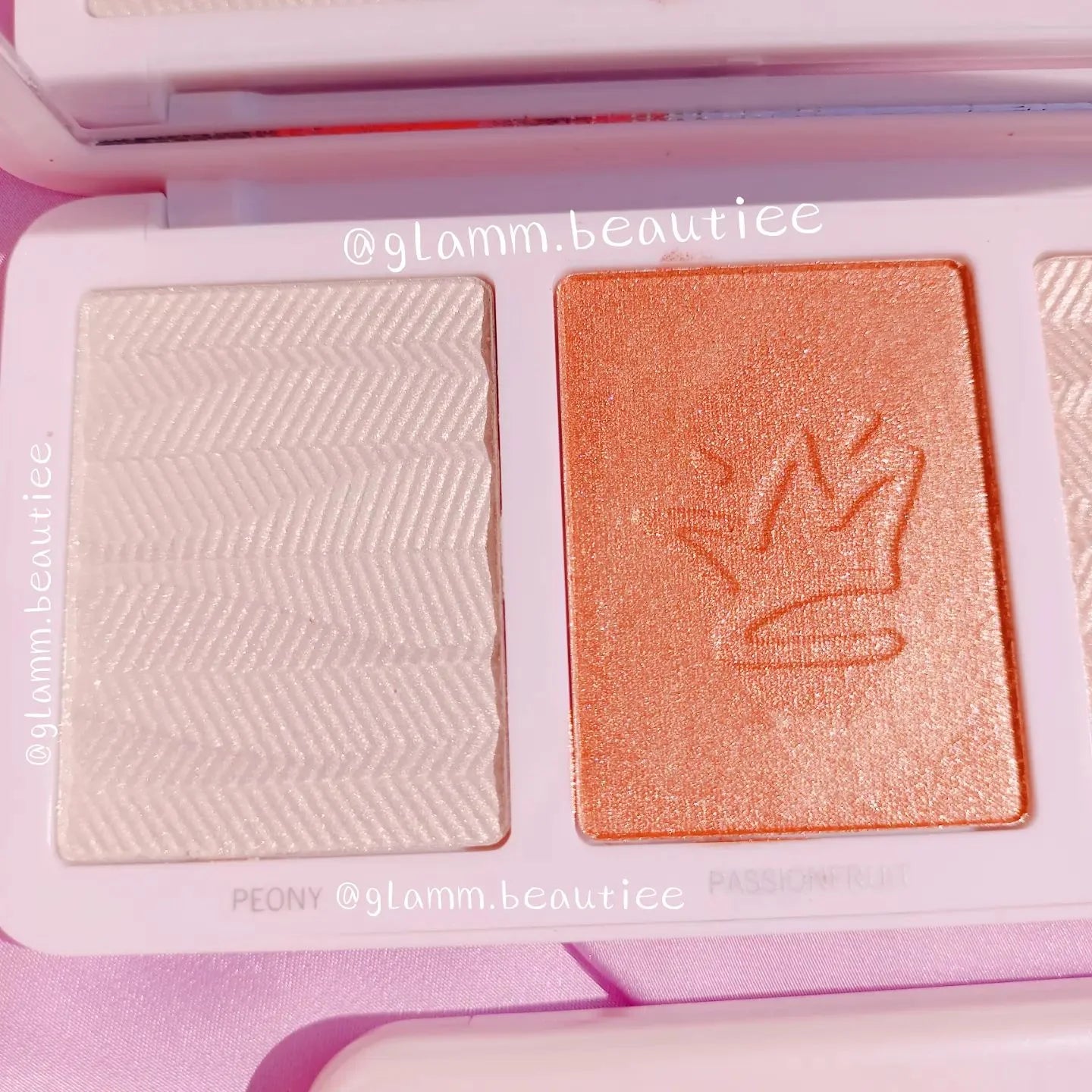 3 Color Cute Sculpt and Glow Highlighter Palette