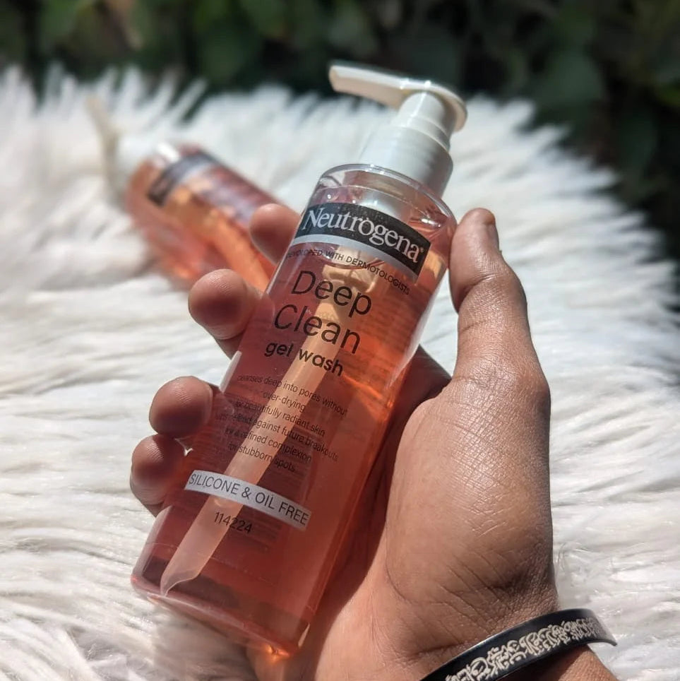 Neutrogena Deep Clean Foaming Gel Wash – 200ml (Made in Greece)