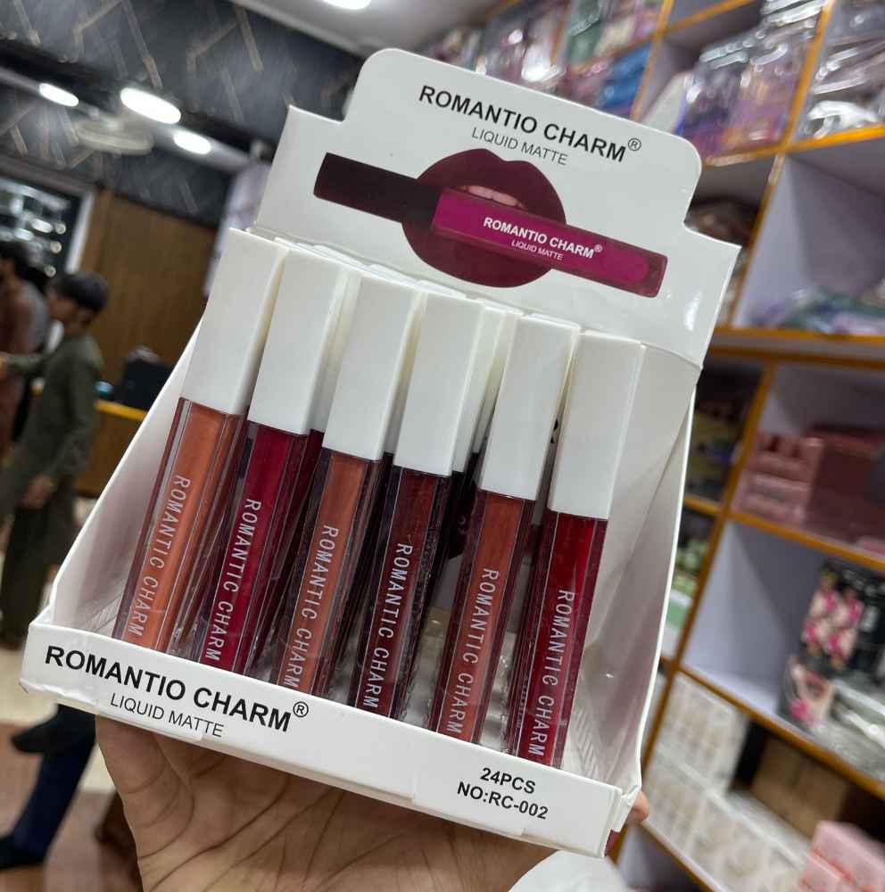 Romantio Charm Matte Lip Gloss – Vibrant Liquid Color for Every Mood