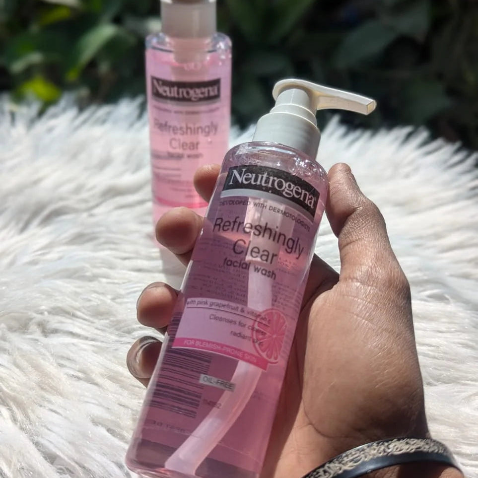 Neutrogena Refreshingly Clear Facial Wash – 200ml (Made in Greece)