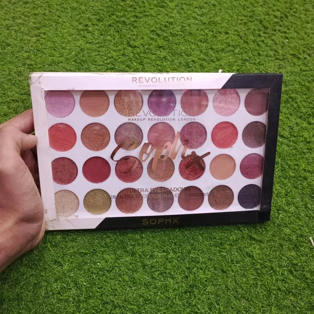 Revolution 28 Colors Ultra Professional Eyeshadow Palette