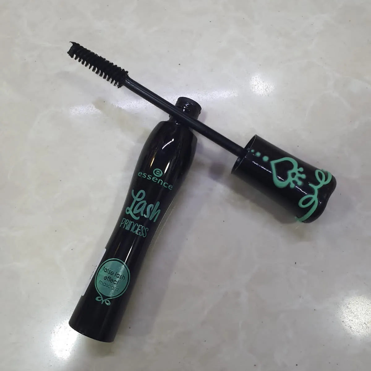 ESSENCE-Lash Princess False Lash Effect Mascara Green