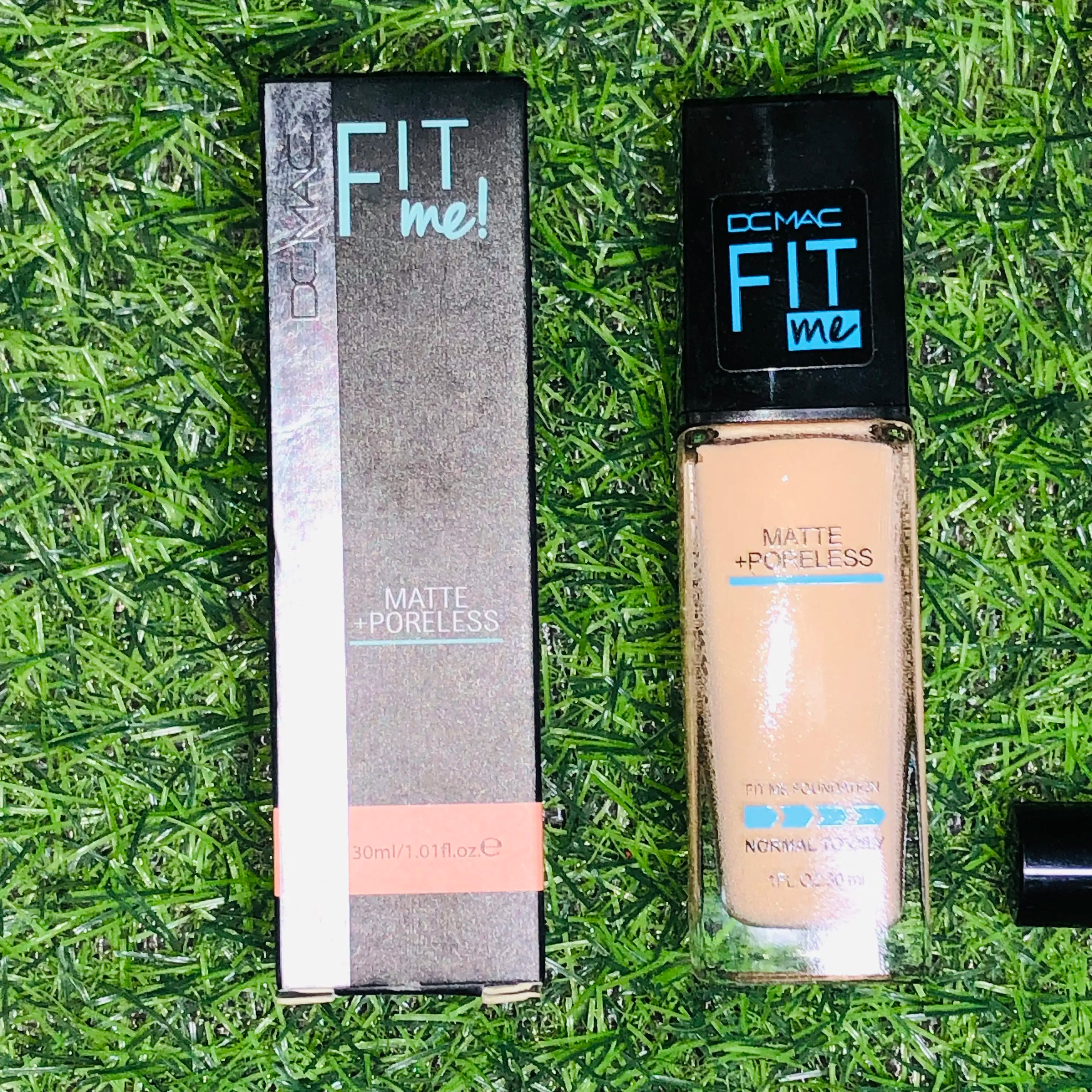 Fitme Foundation with FREE Concealer & Matte + Poreless Powder
