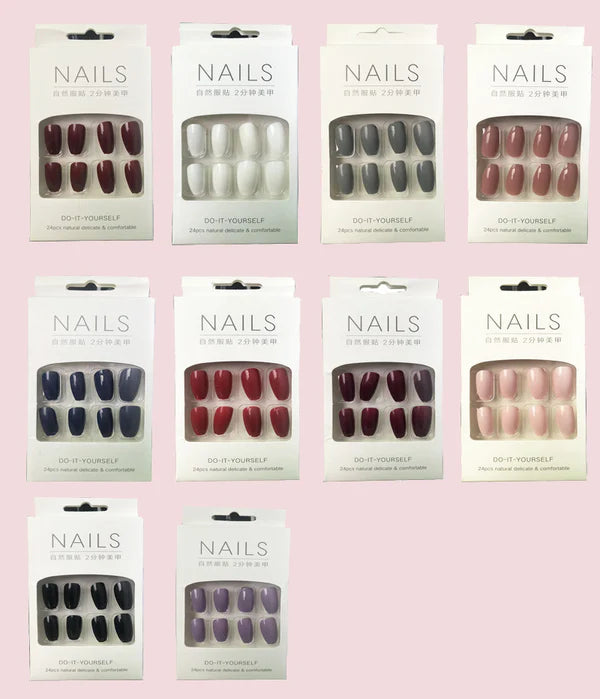 New pack of 24 pcs Artifical Nails for Girls and for Women