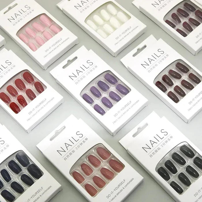 New pack of 24 pcs Artifical Nails for Girls and for Women