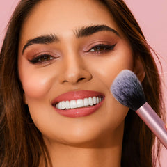 Real Techniques Ultra Plush Blush Cheek Makeup Brush
