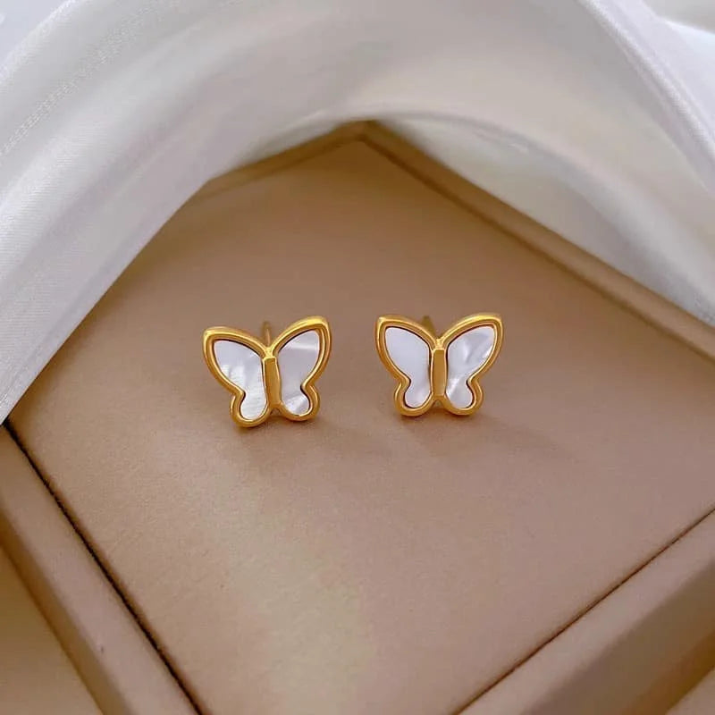 Stylish Butterfly Design Gold Plated Necklace Set