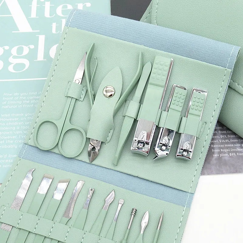 Portable 16-Piece Professional Manicure & Pedicure Kit – Multicolor
