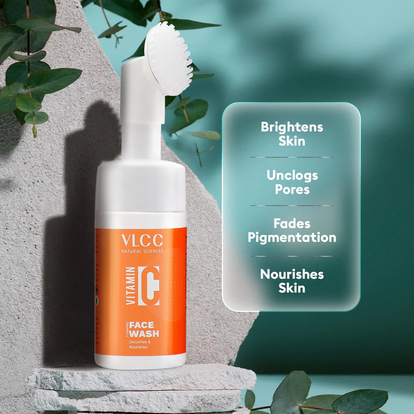 VLCC Vitamin C Foaming Facewash - 100ml